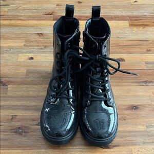 Art Class Black Patent Faux Leather Glitter Combat Lace Up Boots Girls Size 5